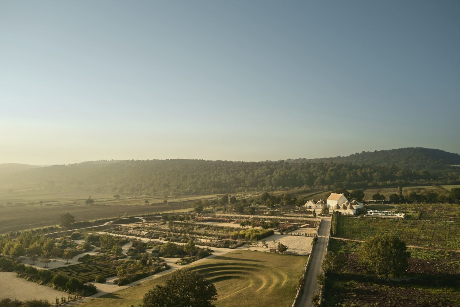 Masseria Pistola within the Canale di Pirro valley · View 3