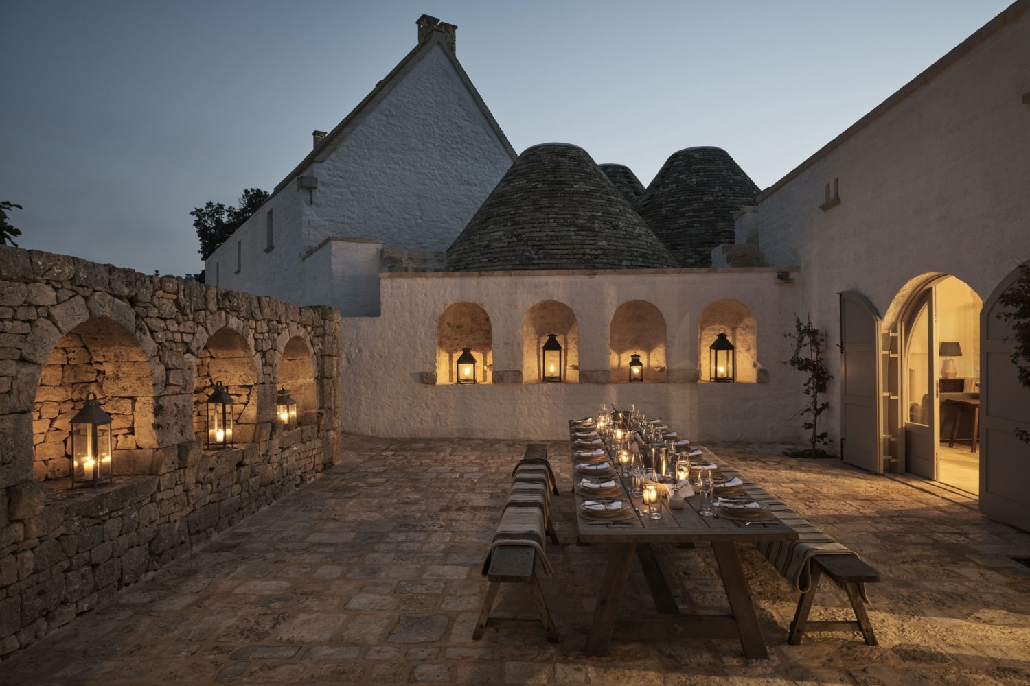 The Long Room courtyard set for evening dining